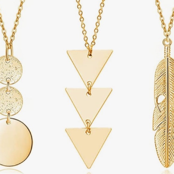 ✨NWT ✨Minimal Geometric Triangle Gold Necklace✨ Handmade ✨Artisan✨ Gift for Her - Picture 4 of 7